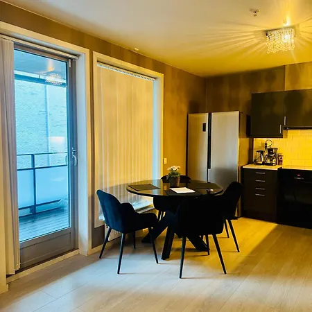 Modern 1br Flat In - & Connected *