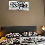 Modern 1br Flat In - & Connected Lejlighed Oslo